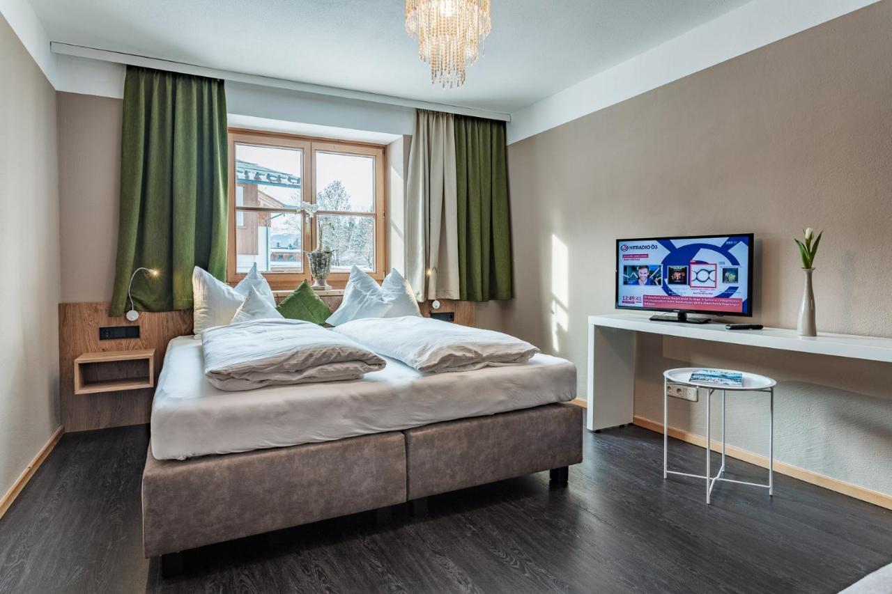 Active Chalet Maria Alm am Steinernen Meer Eksteriør bilde